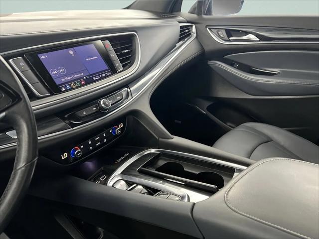 2023 Buick Enclave Essence FWD