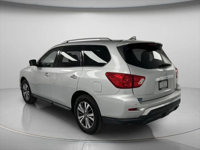 2019 Nissan Pathfinder SL