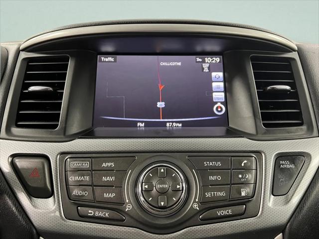 2019 Nissan Pathfinder SL