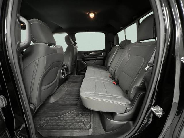 2022 Ram 1500 Big Horn Crew Cab 4x4 5'7" Box