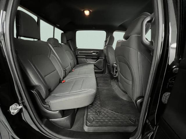 2022 Ram 1500 Big Horn Crew Cab 4x4 5'7" Box