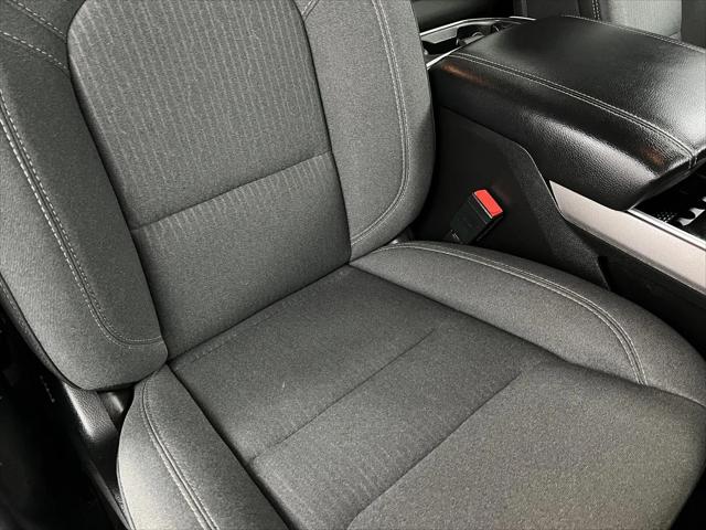 2022 Ram 1500 Big Horn Crew Cab 4x4 5'7" Box