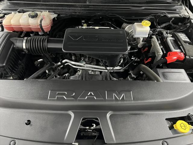 2022 Ram 1500 Big Horn Crew Cab 4x4 5'7" Box