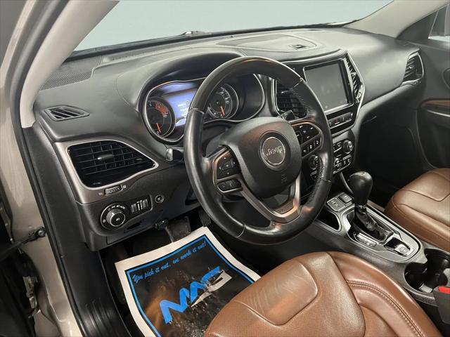 2019 Jeep Cherokee Overland FWD