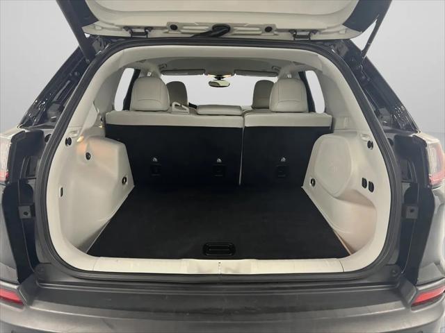 2019 Jeep Cherokee Limited FWD