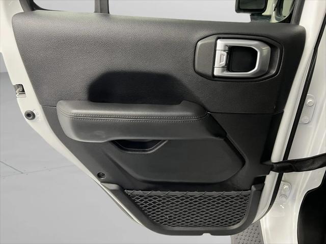 2020 Jeep Wrangler Sahara Altitude 4x4
