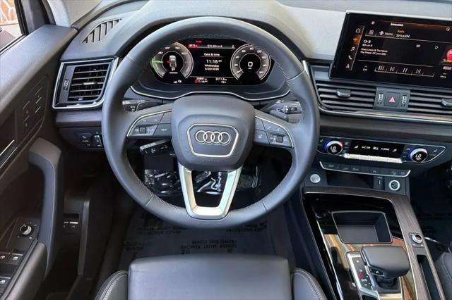 2024 Audi Q5 Premium 55 TFSI e S line quattro S tronic