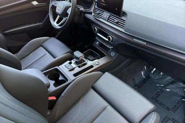 2024 Audi Q5 Premium 55 TFSI e S line quattro S tronic