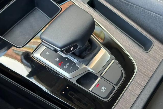 2024 Audi Q5 Premium 55 TFSI e S line quattro S tronic