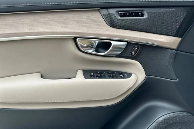 2026 Volvo XC90 Plus, B5 AWD Gas (mild hybrid), Gasoline, Bright, 7 Seats