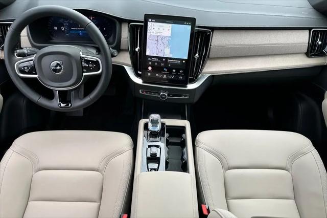 2026 Volvo XC90 Plus, B5 AWD Gas (mild hybrid), Gasoline, Bright, 7 Seats