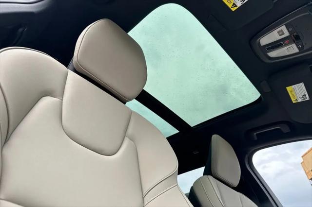 2026 Volvo XC90 Plus, B5 AWD Gas (mild hybrid), Gasoline, Bright, 7 Seats