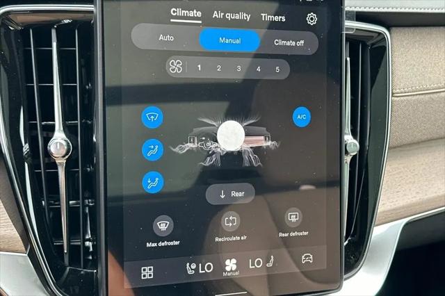 2026 Volvo XC90 Plus, B5 AWD Gas (mild hybrid), Gasoline, Bright, 7 Seats