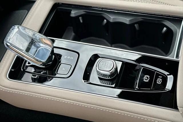 2026 Volvo XC90 Plus, B5 AWD Gas (mild hybrid), Gasoline, Bright, 7 Seats
