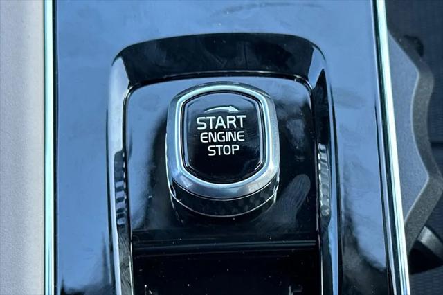 2026 Volvo XC90 Plus, B5 AWD Gas (mild hybrid), Gasoline, Bright, 7 Seats