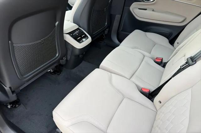 2026 Volvo XC90 Plus, B5 AWD Gas (mild hybrid), Gasoline, Bright, 7 Seats
