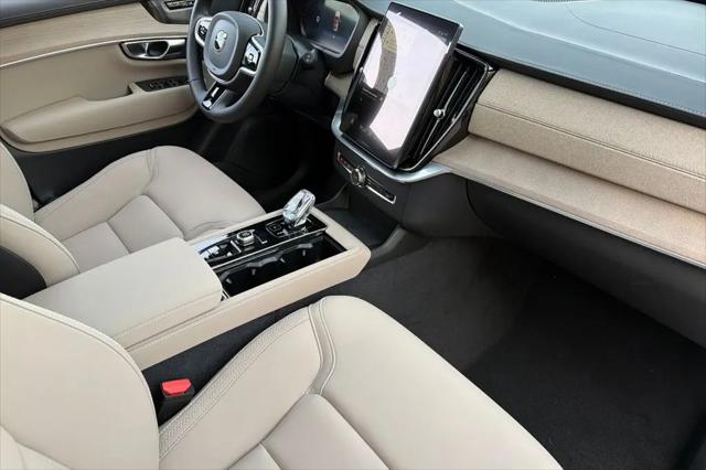 2026 Volvo XC90 Plus, B5 AWD Gas (mild hybrid), Gasoline, Bright, 7 Seats