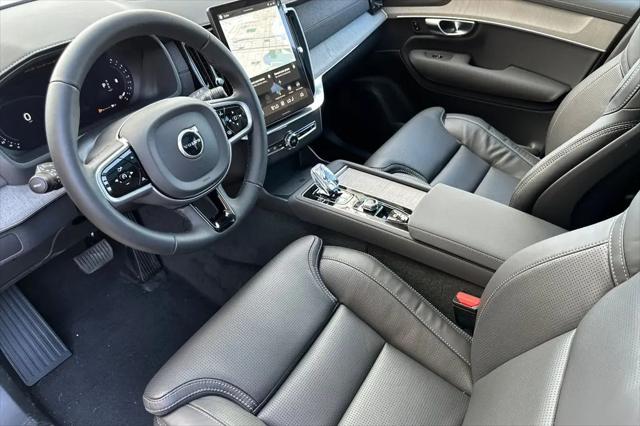 2026 Volvo XC90 Ultra Dark Theme, B6 AWD Gas (mild hybrid), Gasoline, 7 Seats
