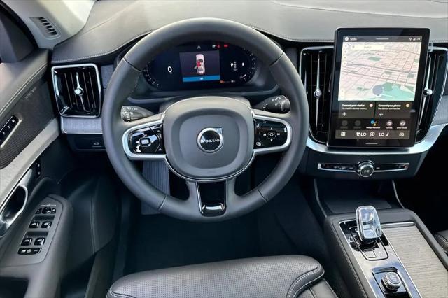 2026 Volvo XC90 Ultra Dark Theme, B6 AWD Gas (mild hybrid), Gasoline, 7 Seats