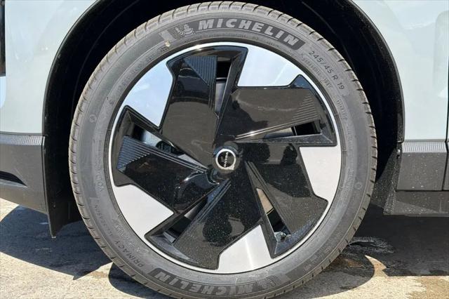 2026 Volvo EX30 Plus Twin Motor Performance, Fully electric