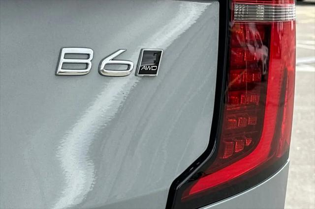 2026 Volvo XC90 Ultra, B6 AWD Gas (mild hybrid), Gasoline, Bright, 6 Seats