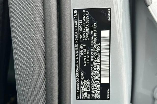 2026 Volvo XC90 Ultra, B6 AWD Gas (mild hybrid), Gasoline, Bright, 6 Seats