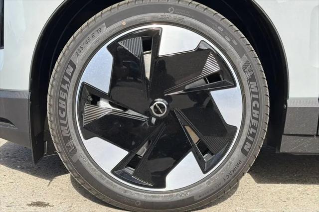 2026 Volvo EX30 Plus Twin Motor Performance, Fully electric