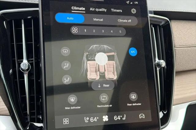 2026 Volvo XC90 Plug-In Hybrid Ultra, T8 AWD, Electric/Gasoline, Bright, 7 Seats