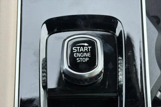 2026 Volvo XC90 Plug-In Hybrid Ultra, T8 AWD, Electric/Gasoline, Bright, 7 Seats