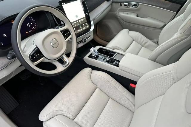 2026 Volvo XC90 Ultra Dark Theme, B6 AWD Gas (mild hybrid), Gasoline, 7 Seats