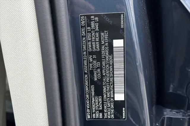 2026 Volvo XC90 Ultra Dark Theme, B6 AWD Gas (mild hybrid), Gasoline, 7 Seats