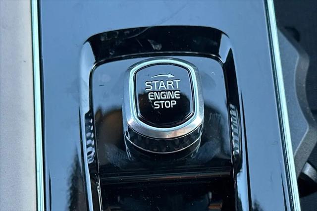 2026 Volvo XC90 Plus, B6 AWD Gas (mild hybrid), Gasoline, Bright, 7 Seats