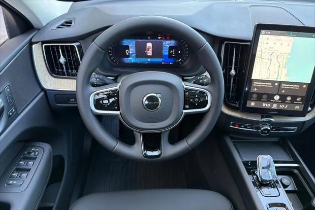 2026 Volvo XC60 B5 Core