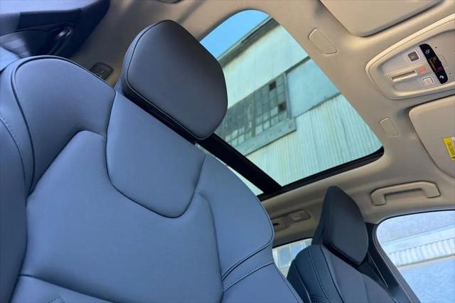 2026 Volvo XC60 B5 Core