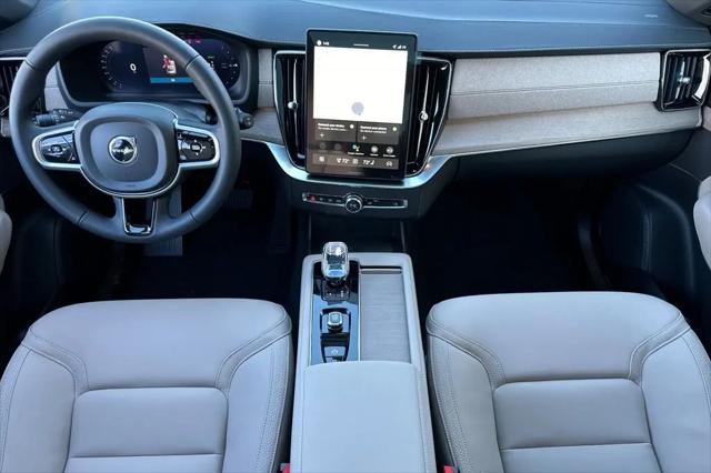 2026 Volvo XC90 Plug-In Hybrid Plus, T8 AWD, Electric/Gasoline, Bright, 7 Seats