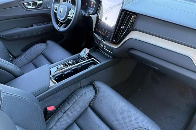 2026 Volvo XC60 Plug-In Hybrid Ultra, T8 AWD Electric/Gasoline, Dark