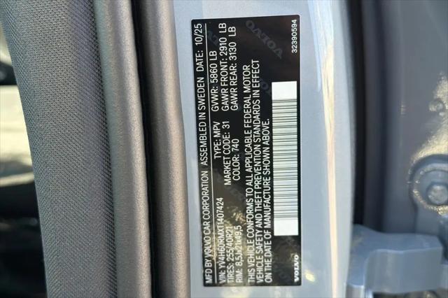 2026 Volvo XC60 Plug-In Hybrid Ultra, T8 AWD Electric/Gasoline, Dark
