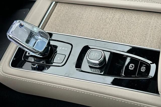 2026 Volvo XC90 Plug-In Hybrid Plus, T8 AWD, Electric/Gasoline, Bright, 7 Seats