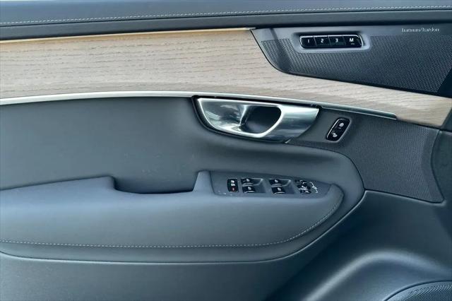 2026 Volvo XC90 Plug-In Hybrid Plus, T8 AWD, Electric/Gasoline, Bright, 7 Seats