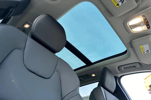 2026 Volvo XC90 Plug-In Hybrid Plus, T8 AWD, Electric/Gasoline, Bright, 7 Seats