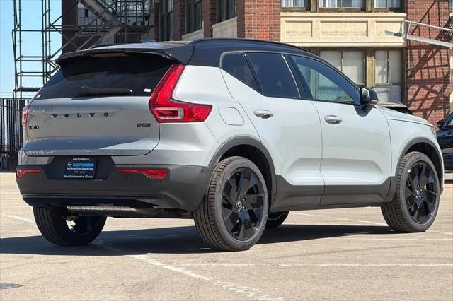 2026 Volvo XC40 Black Edition Ultra, B5 AWD Gas (mild hybrid)