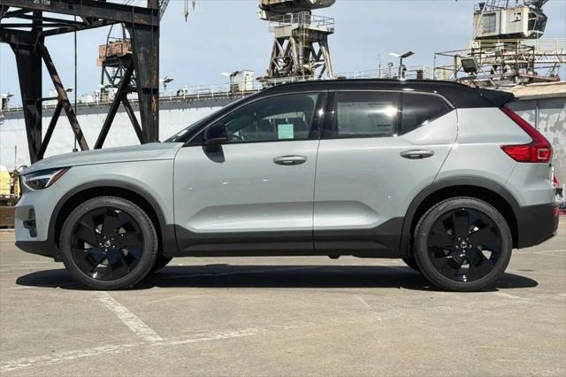 2026 Volvo XC40 Black Edition Ultra, B5 AWD Gas (mild hybrid)