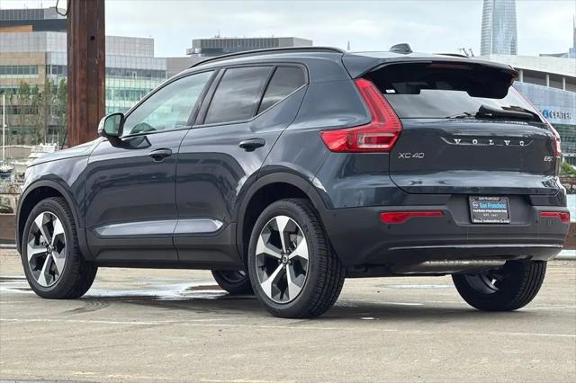 2026 Volvo XC40 Plus, B5 AWD Gas (mild hybrid), Dark