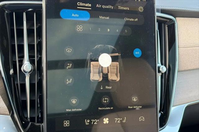 2026 Volvo XC90 Plug-In Hybrid Plus, T8 AWD, Electric/Gasoline, Bright, 7 Seats