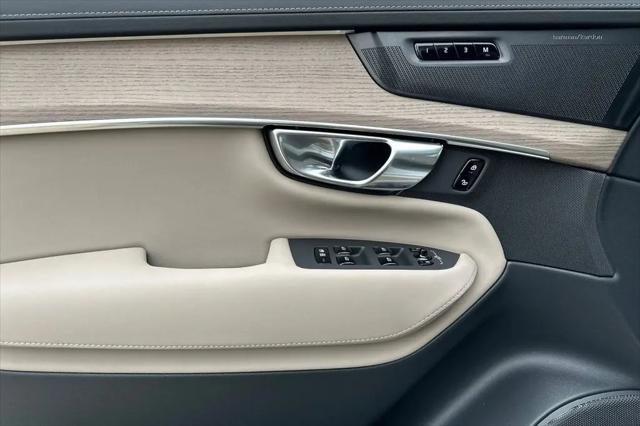 2026 Volvo XC90 Plus, B6 AWD Gas (mild hybrid), Gasoline, Bright, 7 Seats