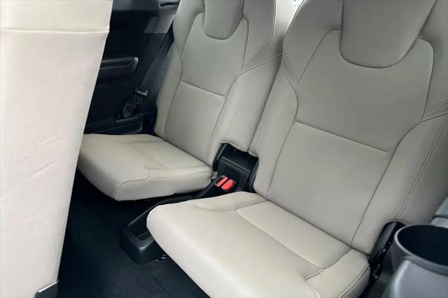 2026 Volvo XC90 Plus, B6 AWD Gas (mild hybrid), Gasoline, Bright, 7 Seats