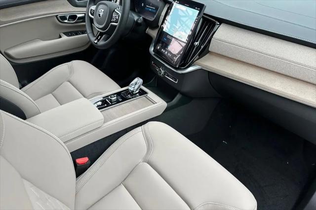 2026 Volvo XC90 Plus, B6 AWD Gas (mild hybrid), Gasoline, Bright, 7 Seats