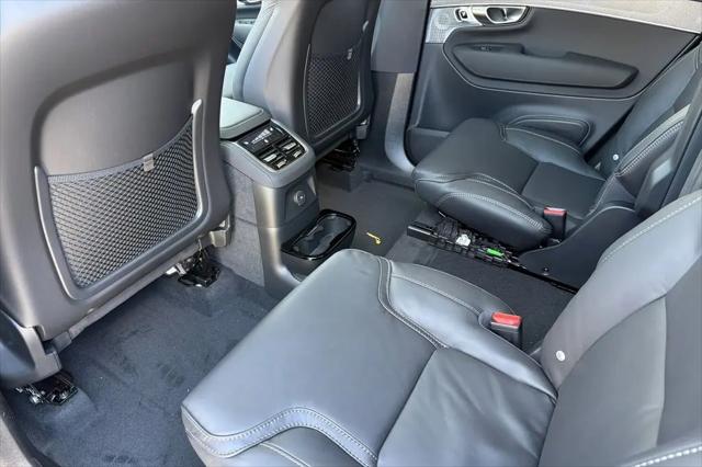 2026 Volvo XC90 Plug-In Hybrid Ultra, T8 AWD, Electric/Gasoline, Bright, 6 Seats