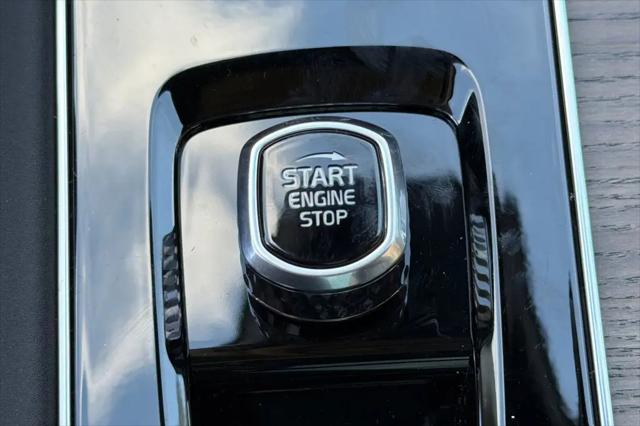2026 Volvo XC90 Plug-In Hybrid Ultra, T8 AWD, Electric/Gasoline, Bright, 6 Seats