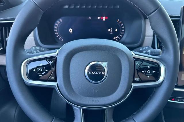 2026 Volvo XC90 Core, B6 AWD Gas (mild hybrid), Gasoline, Bright, 7 Seats